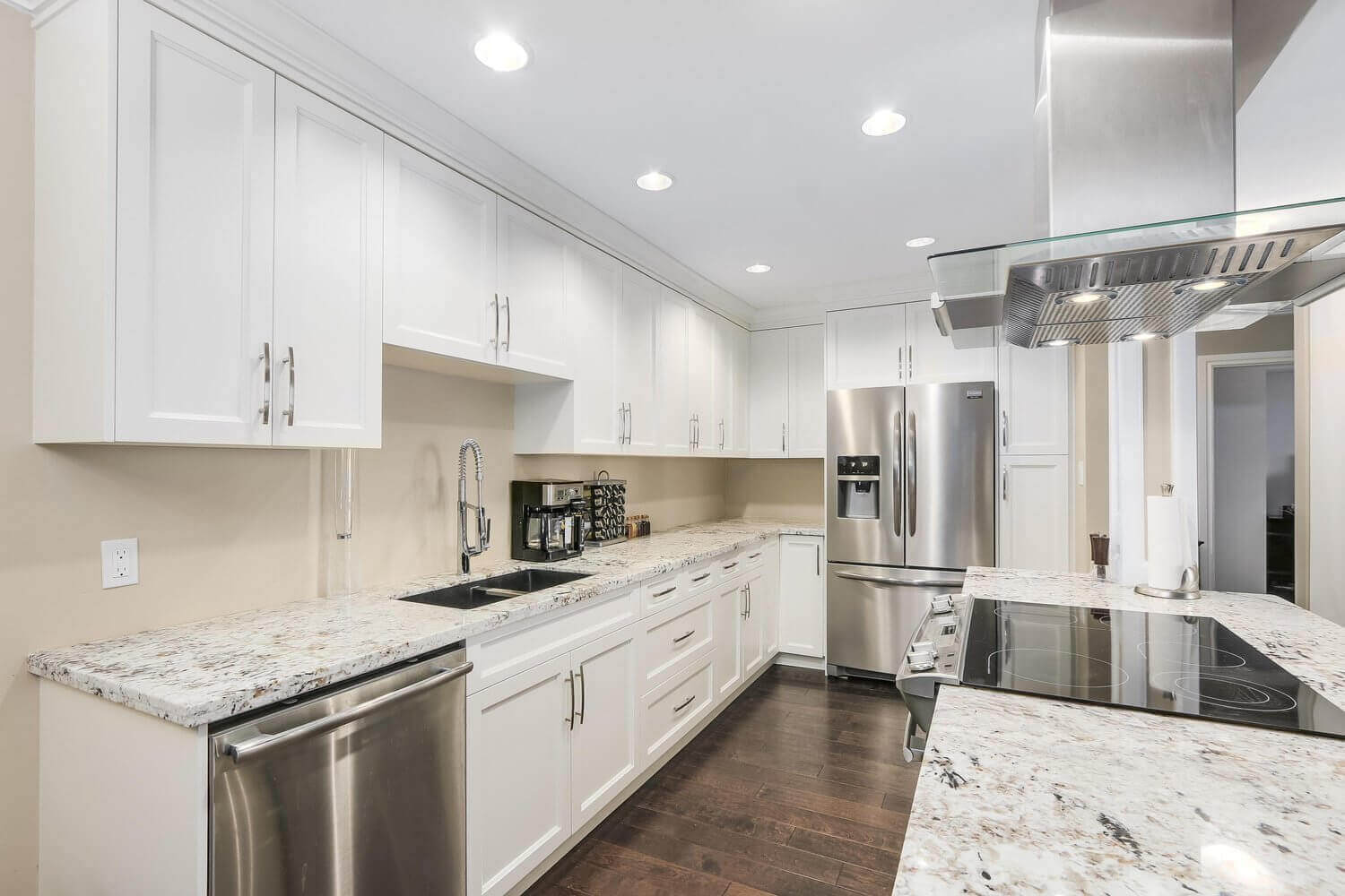 Carrigan Court Kitchen Selling Real Estate Photos